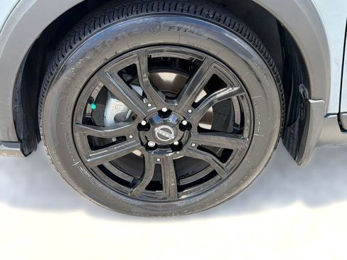 Used 2024 Nissan Kicks SR w/ SR Premium Package FWD image 12