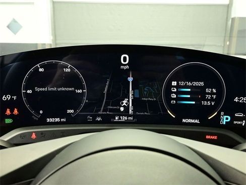 Certified 2020 Porsche Taycan Turbo S w/ Premium Package image 9