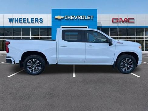 Used 2024 Chevrolet Silverado 1500 RST image 7