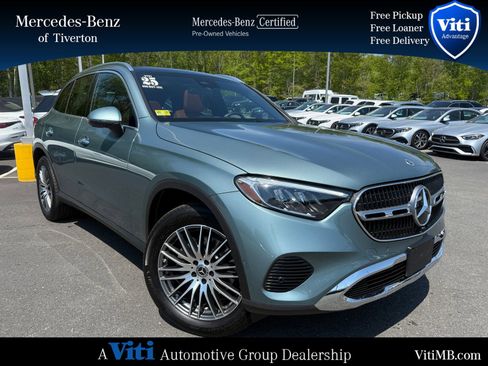 Certified 2025 Mercedes-Benz GLC 300 4MATIC image 1