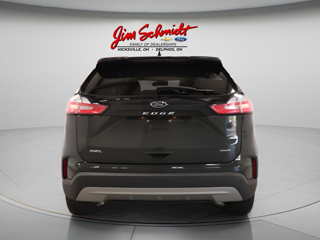 Used 2024 Ford Edge SEL w/ Convenience Package AWD/4WD image 5