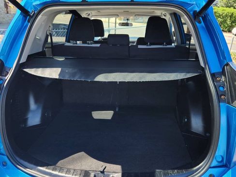 Used 2016 Toyota RAV4 XLE w/ Cargo Management Package AWD/4WD image 17