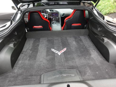 Used 2019 Chevrolet Corvette Stingray Coupe w/ 1LT RWD image 16