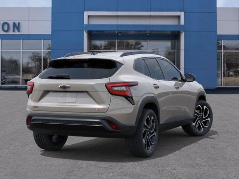 New 2026 Chevrolet Trax RS w/ Sunroof Package image 33