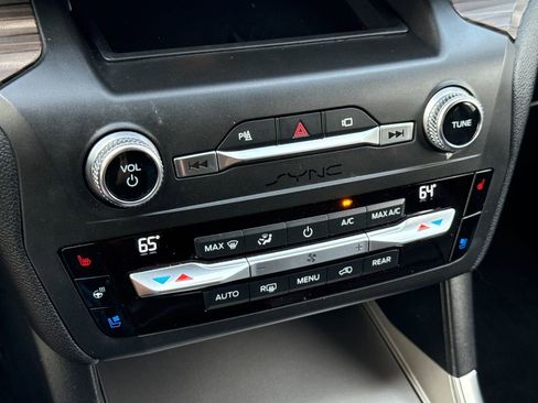 Certified 2020 Ford Explorer Limited image 20