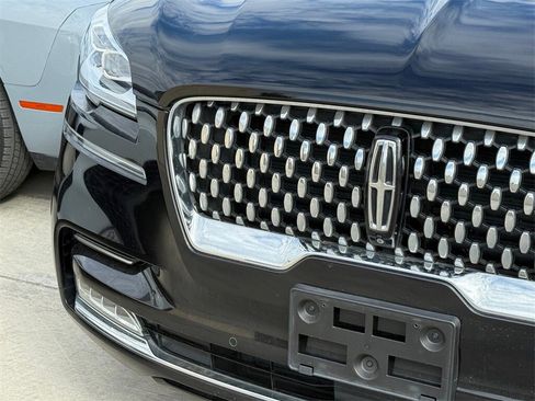 Used 2020 Lincoln Aviator Black Label w/ Dynamic Handling Package image 3