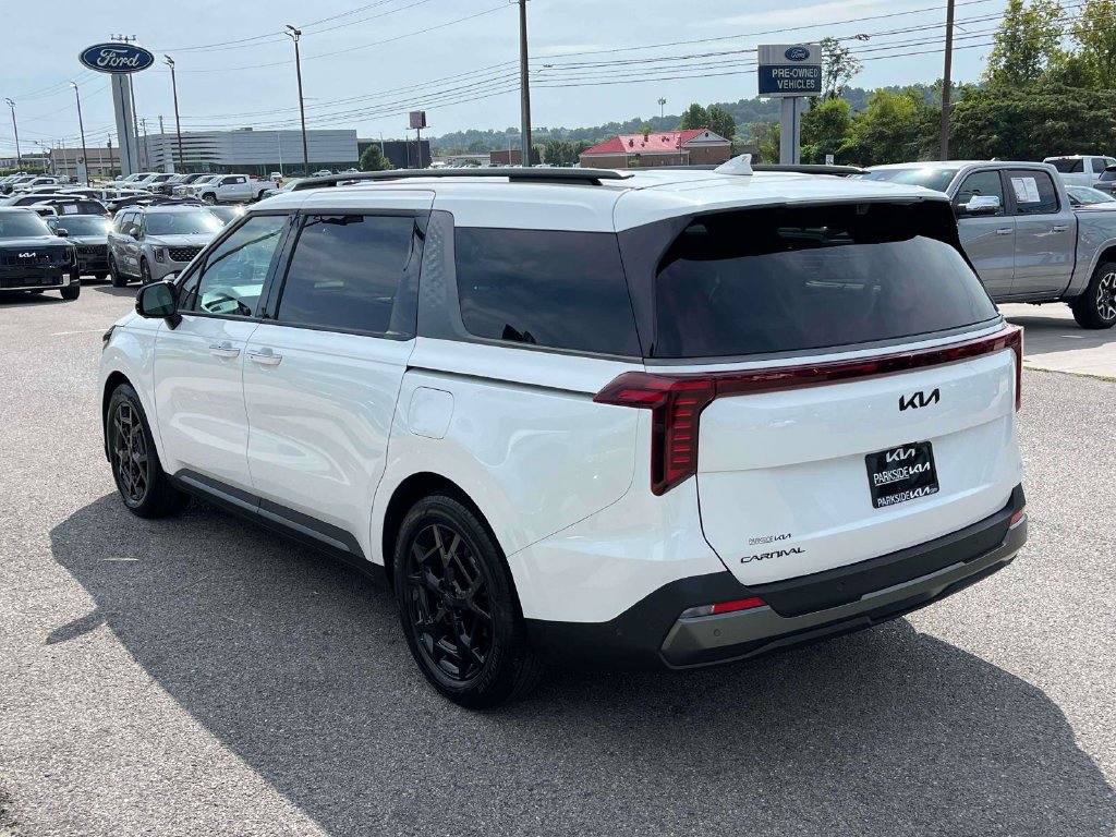 Certified 2026 Kia Carnival SX Prestige FWD image 32