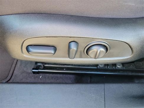 Used 2024 Chevrolet Malibu LT image 17