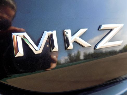 Used 2015 Lincoln MKZ AWD w/ Equipment Group 102A Reserve image 11