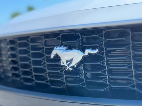 Used 2024 Ford Mustang Coupe RWD image 9