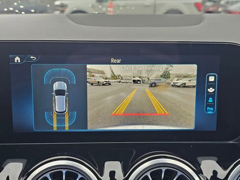 Used 2025 Mercedes-Benz GLA 250 4MATIC image 14