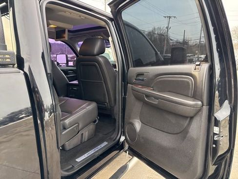 Used 2013 GMC Sierra 2500 Denali w/ Suspension Package, Off-Road image 47