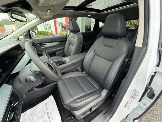 Certified 2025 Nissan Murano SL w/ Cargo Package AWD/4WD image 15