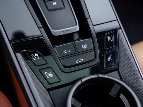 Used 2022 Porsche 911 Carrera image 26