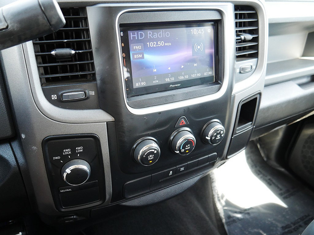 Used 2013 RAM 1500 ST w/ SXT Appearance Group AWD/4WD image 30