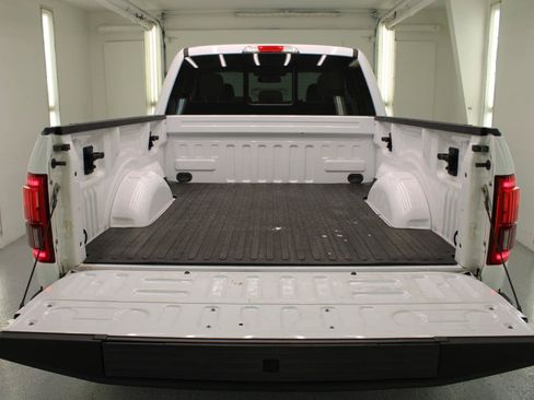 Used 2016 Ford F150 Lariat w/ Equipment Group 502A Luxury AWD/4WD image 32