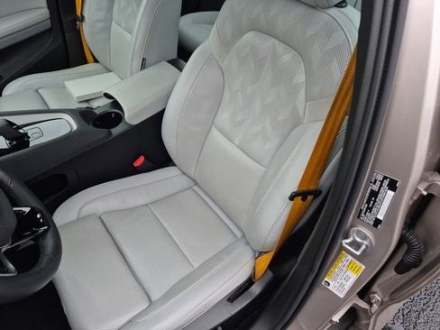 Used 2023 Polestar Polestar 2 w/ Pilot Pack image 5