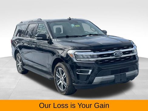 Used 2024 Ford Expedition Max Limited AWD/4WD image 3