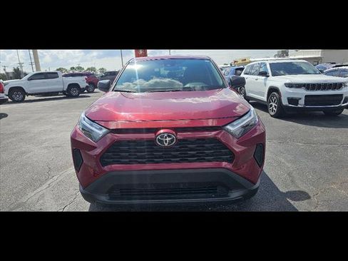 Used 2024 Toyota RAV4 LE image 8