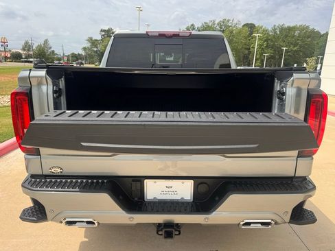 Used 2025 GMC Sierra 1500 Denali Ultimate AWD/4WD image 12