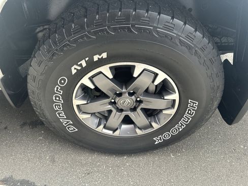 Used 2020 Nissan Frontier PRO-4X w/ Pro-4x Utility Package AWD/4WD image 37
