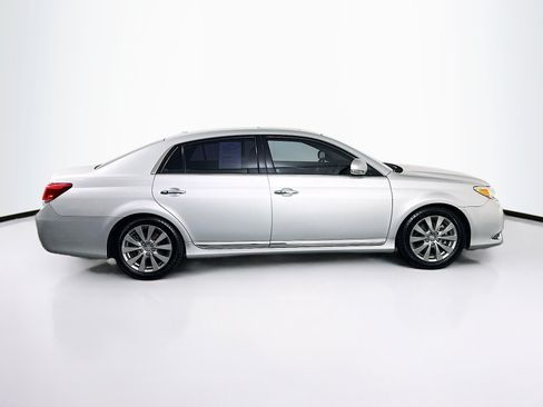 Used 2012 Toyota Avalon Limited FWD image 10