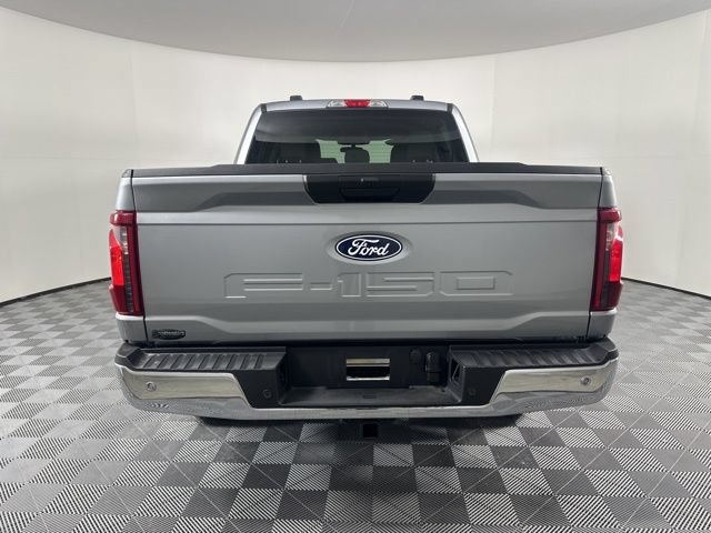 Used 2025 Ford F150 XLT w/ Equipment Group 301A Standard AWD/4WD image 5
