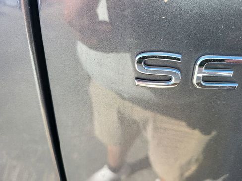 Used 2025 Volkswagen Atlas SE image 10