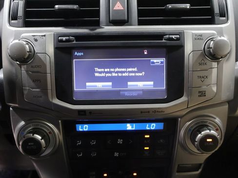 Used 2018 Toyota 4Runner Limited AWD/4WD image 29