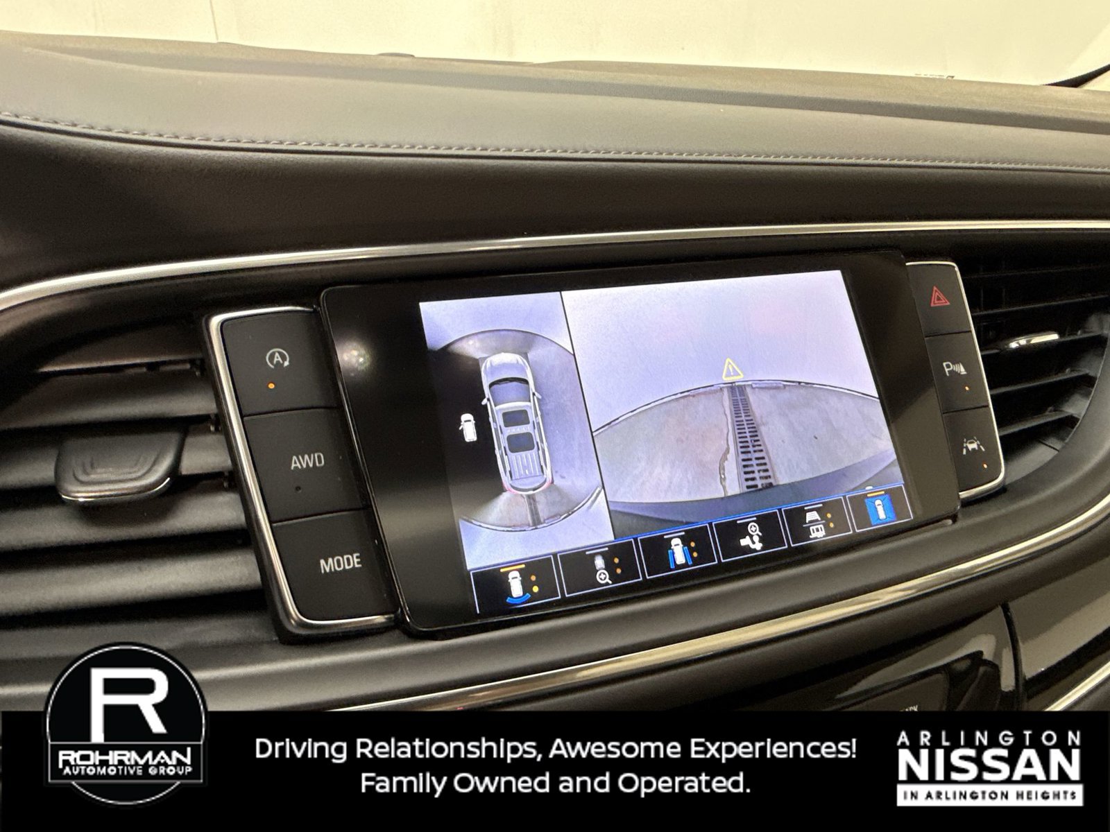 Used 2024 Buick Enclave Avenir w/ Trailering Package, 5000 lbs. AWD/4WD image 8