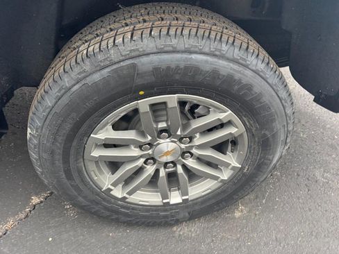 New 2025 Chevrolet Colorado LT image 29