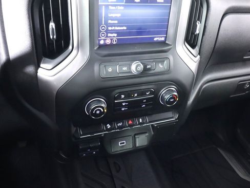 Used 2020 Chevrolet Silverado 1500 Custom Trail Boss image 15