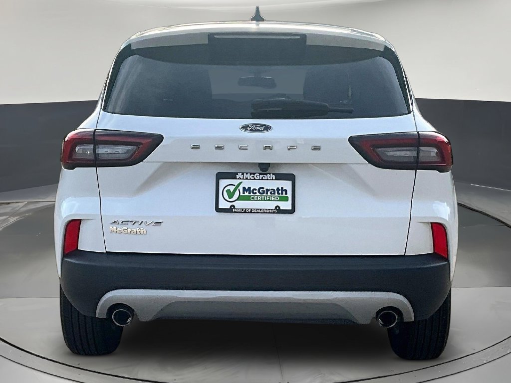 Used 2024 Ford Escape Active w/ Cold Weather Package FWD image 6