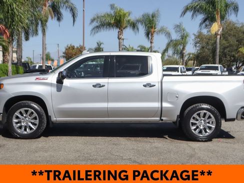 Used 2022 Chevrolet Silverado 1500 LTZ w/ LTZ Premium Package AWD/4WD image 5
