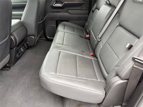 Used 2025 GMC Sierra 1500 SLT AWD/4WD image 19