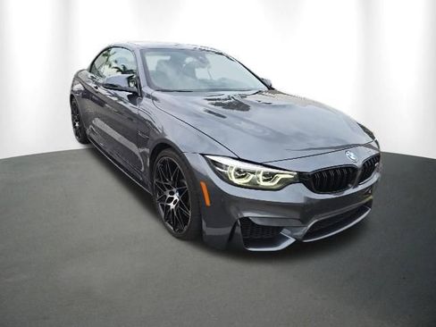 Used 2018 BMW M4 Convertible RWD image 8