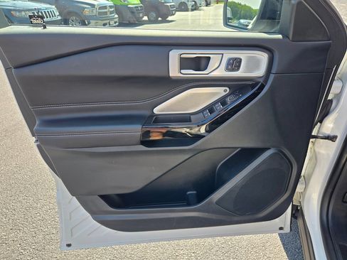 Used 2024 Ford Explorer ST w/ Equipment Group 401A AWD/4WD image 11