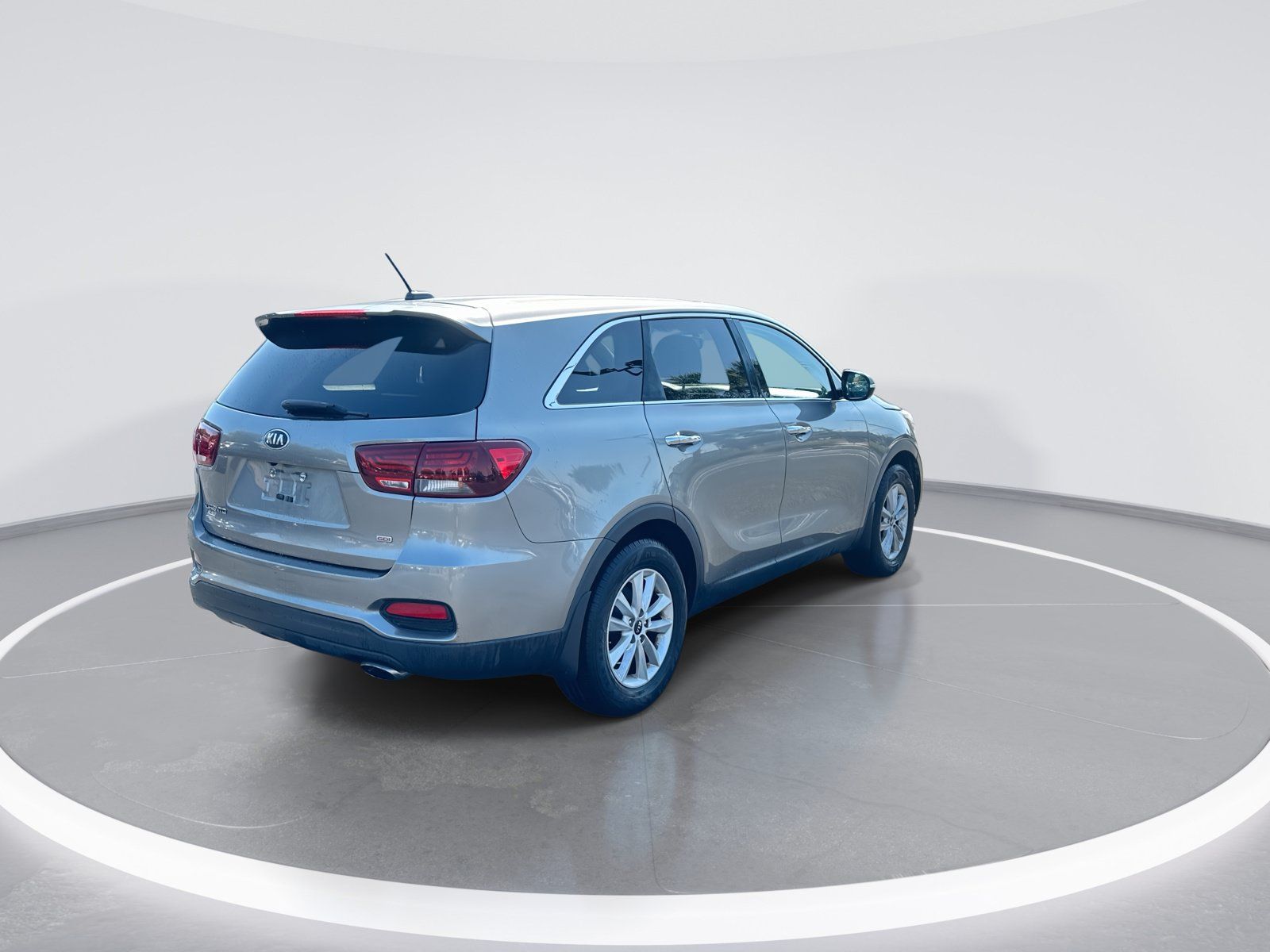 Used 2019 Kia Sorento FWD image 9