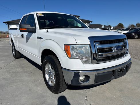 Used 2013 Ford F150 XLT w/ XLT Convenience Pkg image 2