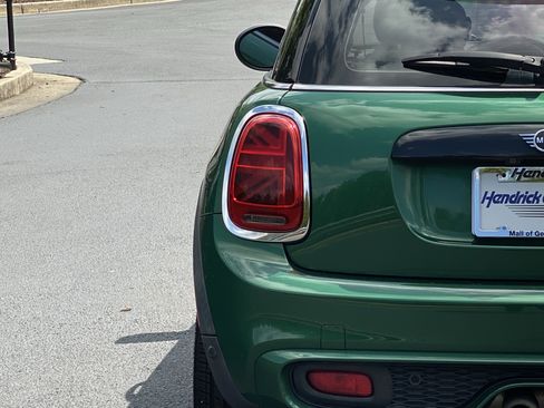 Used 2021 MINI Cooper S FWD image 21