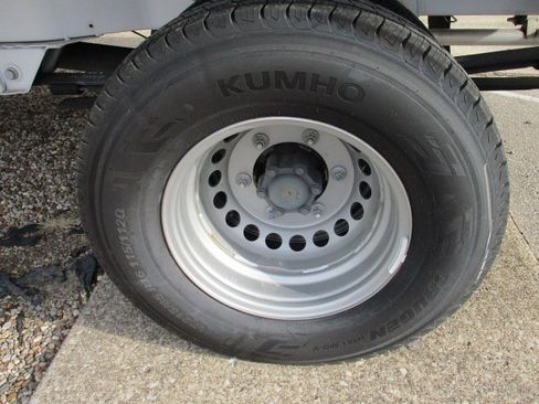 Used 2023 Mercedes-Benz Sprinter 4500 image 24