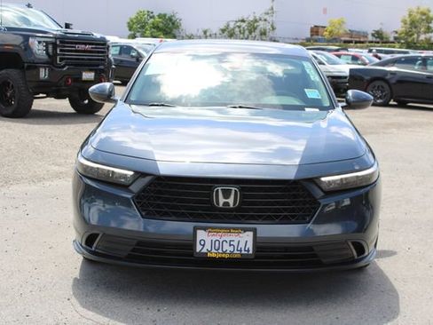 Used 2024 Honda Accord EX image 2
