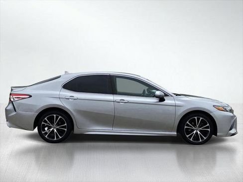 Certified 2020 Toyota Camry SE FWD image 10