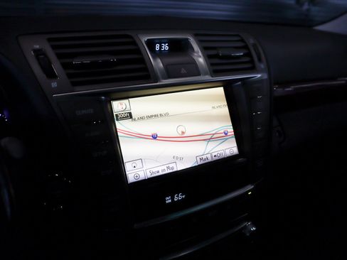 Used 2012 Lexus LS 460 w/ Luxury Value Edition RWD image 22
