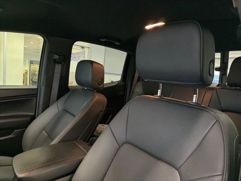 Used 2025 Chevrolet Colorado Trail Boss image 12