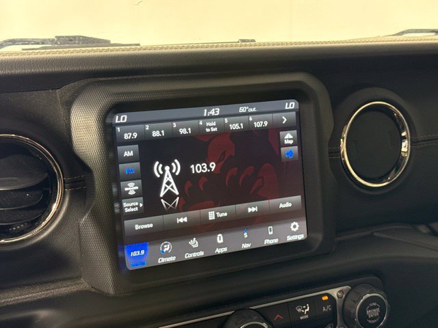 Used 2021 Jeep Wrangler Unlimited Sahara AWD/4WD image 21