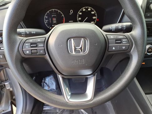 Used 2023 Honda CR-V LX image 17
