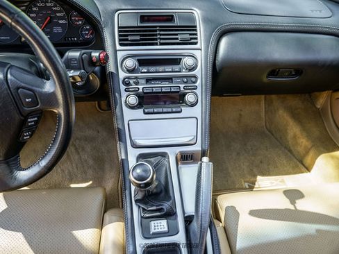 Used 2004 Acura NSX T RWD image 47