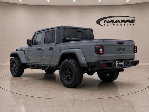 Used 2021 Jeep Gladiator Sport AWD/4WD image 5