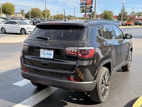 New 2026 Jeep Compass Limited image 8